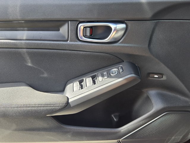 Used 2025 Honda Civic LX image 28