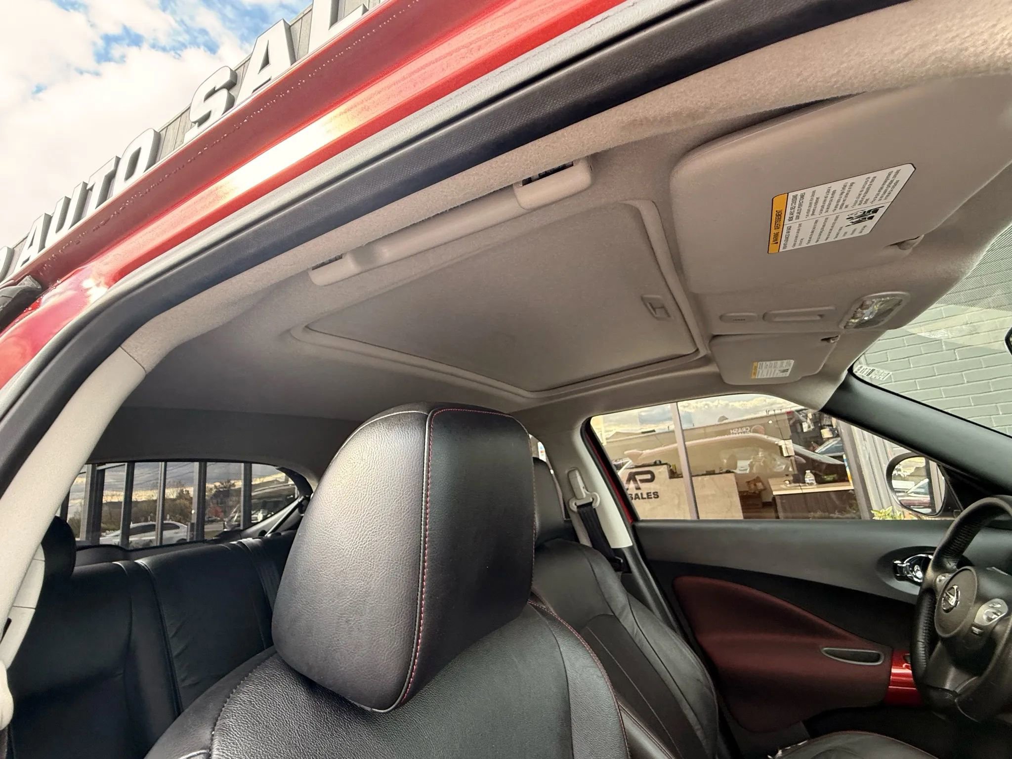 Used 2012 Nissan Juke SL image 26