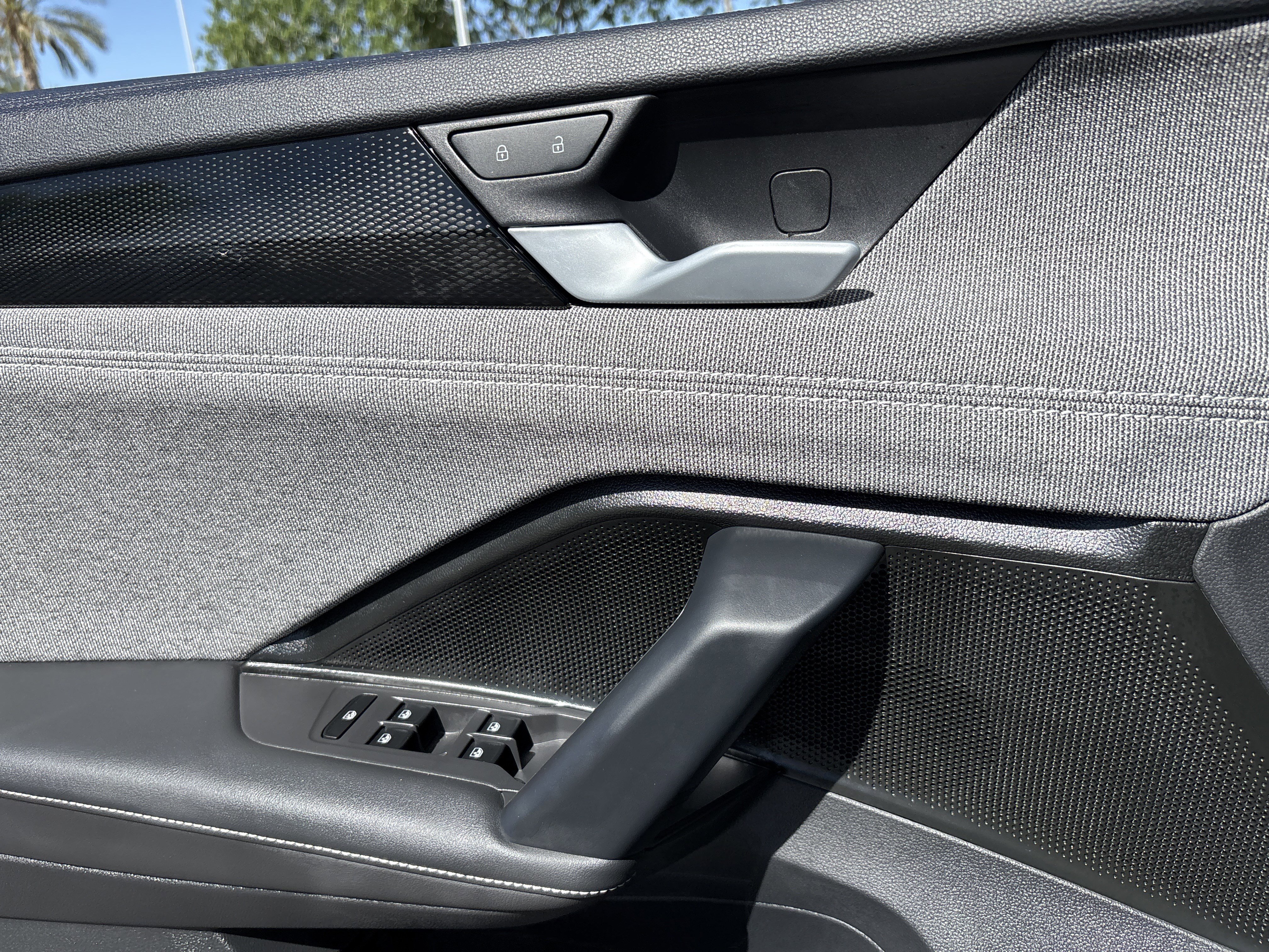 Used 2025 Volkswagen Tiguan S image 19