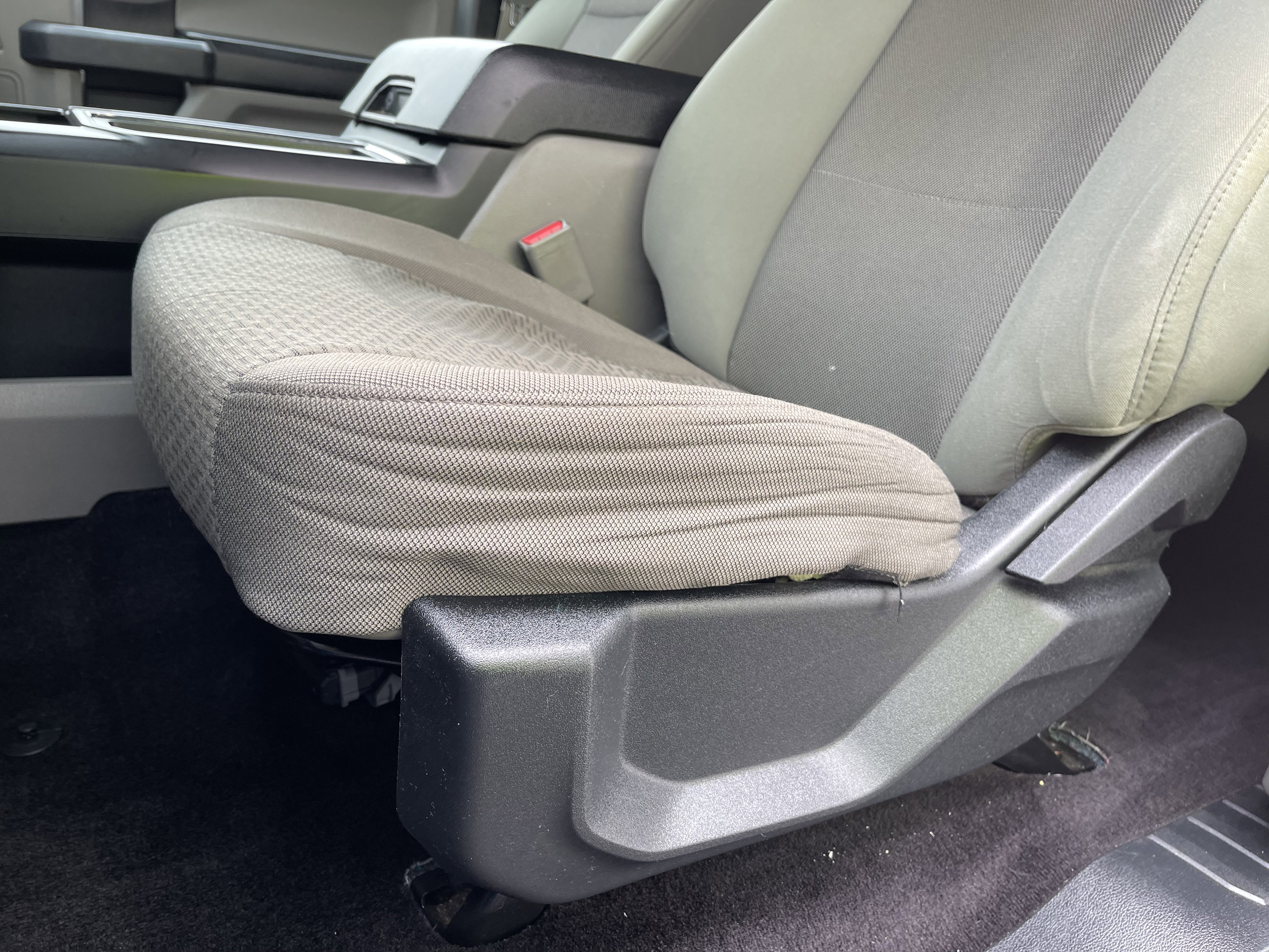 Used 2016 Ford F150 XL w/ Equipment Group 101A Mid image 9