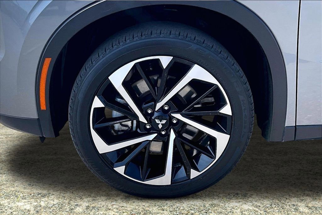 Used 2024 Mitsubishi Outlander SE Black Edition image 33