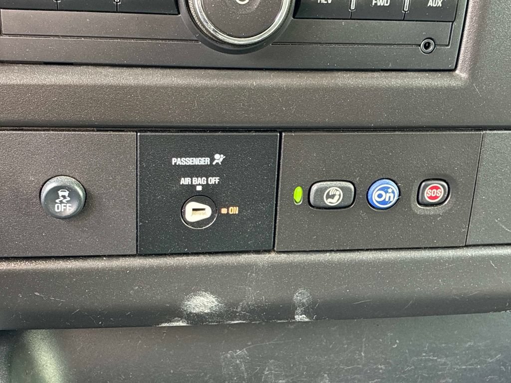 Used 2020 Chevrolet Express 2500 Extended w/ Communications Package RWD image 29