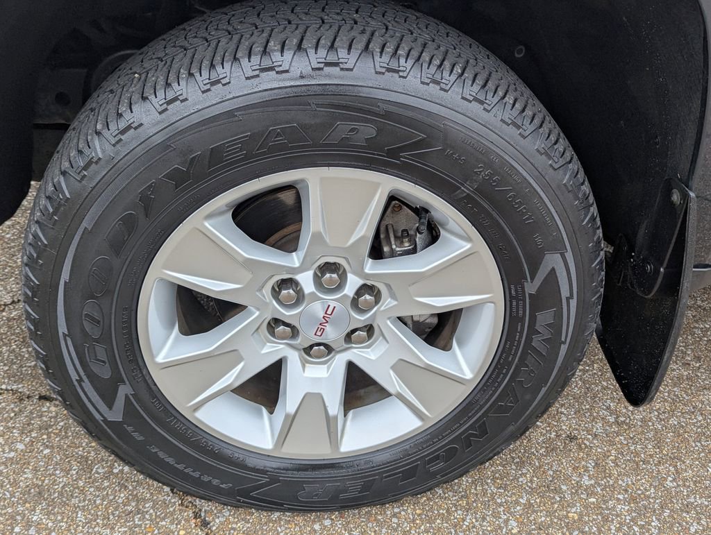 Used 2018 GMC Canyon SLE image 28