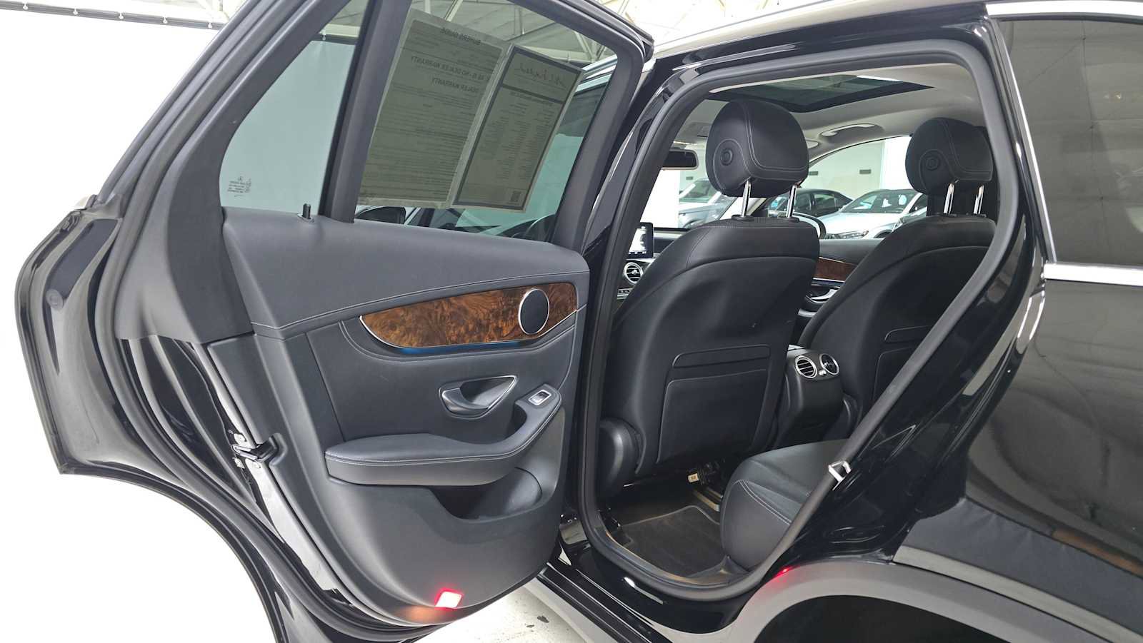 Used 2016 Mercedes-Benz GLC 300 4MATIC image 15