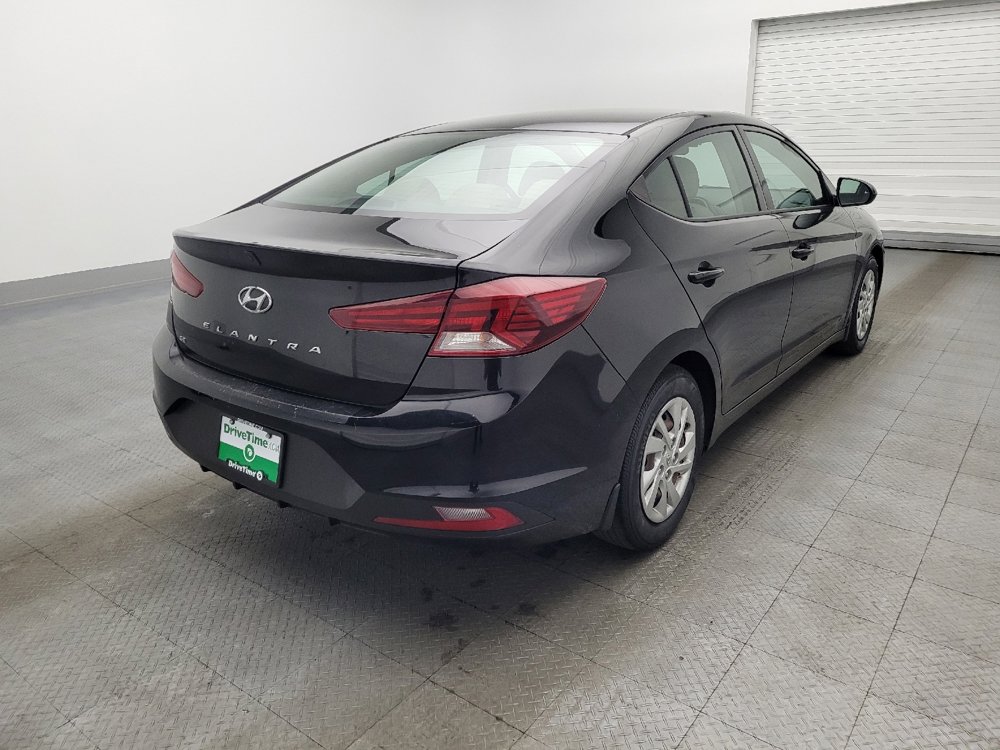 Used 2020 Hyundai Elantra SE image 9