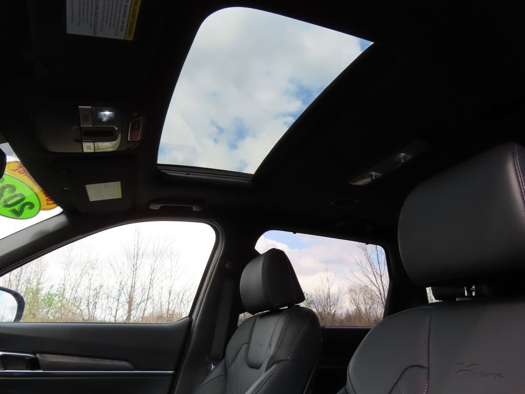 Certified 2023 Kia Telluride EX X-Line AWD/4WD image 6