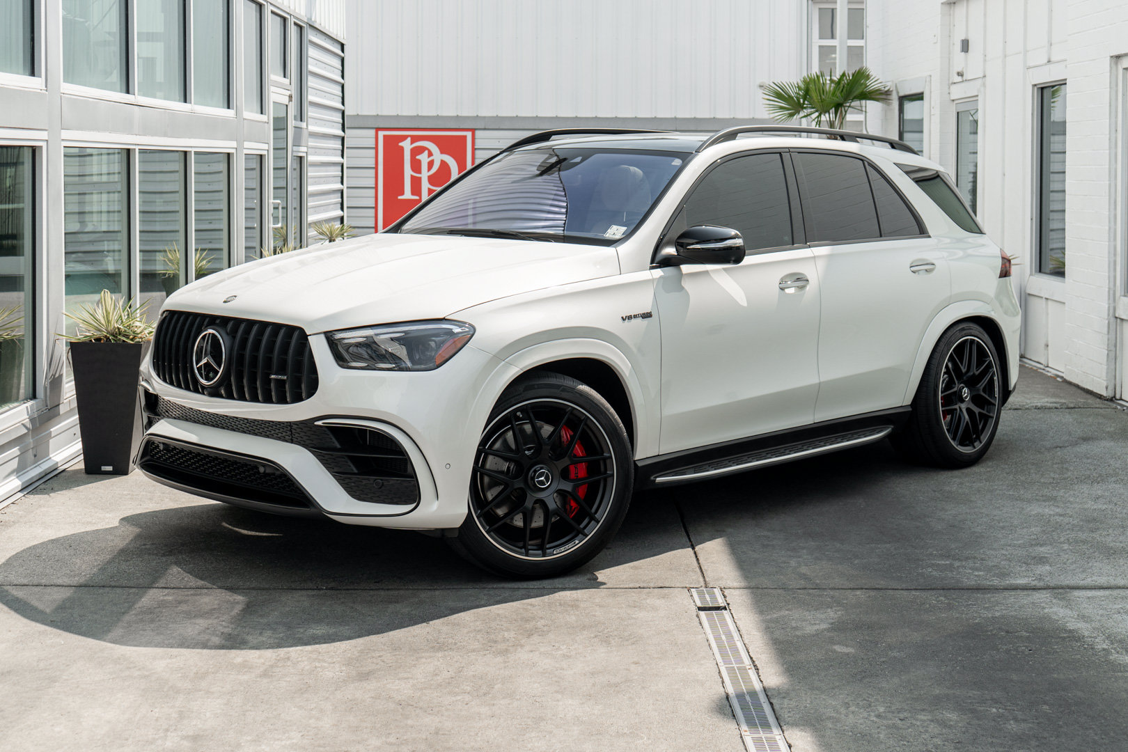 Used 2024 Mercedes-Benz GLE 63 AMG S image 2