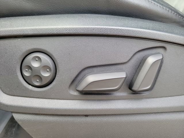 Used 2022 Audi Q5 2.0T Prestige w/ Prestige Package image 25