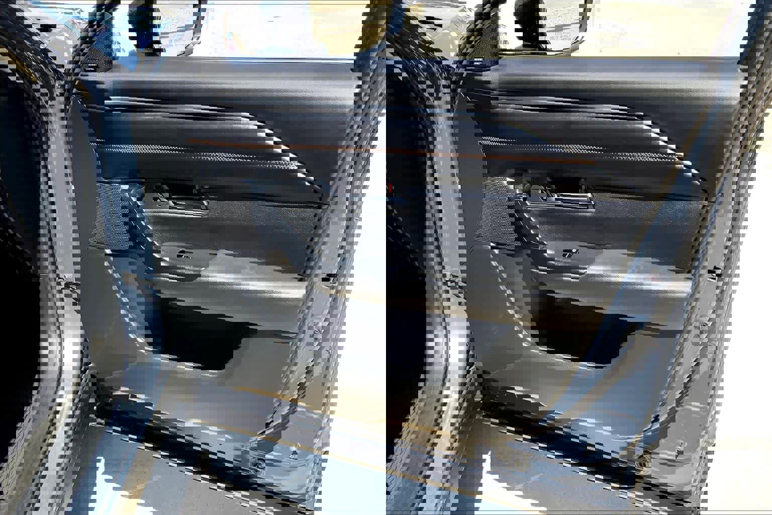 Certified 2025 MAZDA CX-50 2.5 Hybrid w/ Weather Package image 22