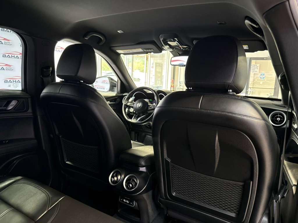 Used 2024 Alfa Romeo Stelvio Sprint RWD image 50