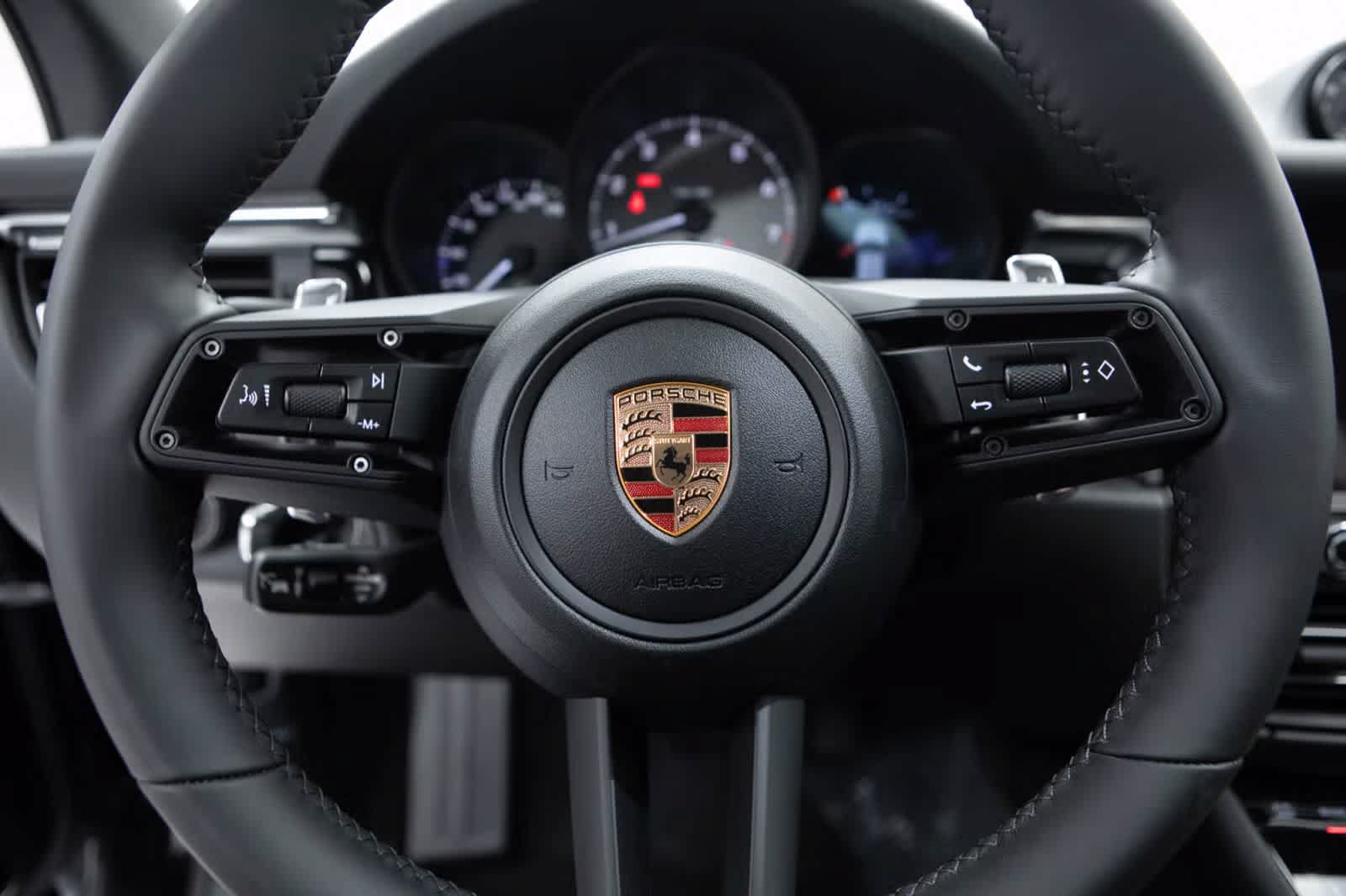 Certified 2026 Porsche Macan S AWD/4WD image 14