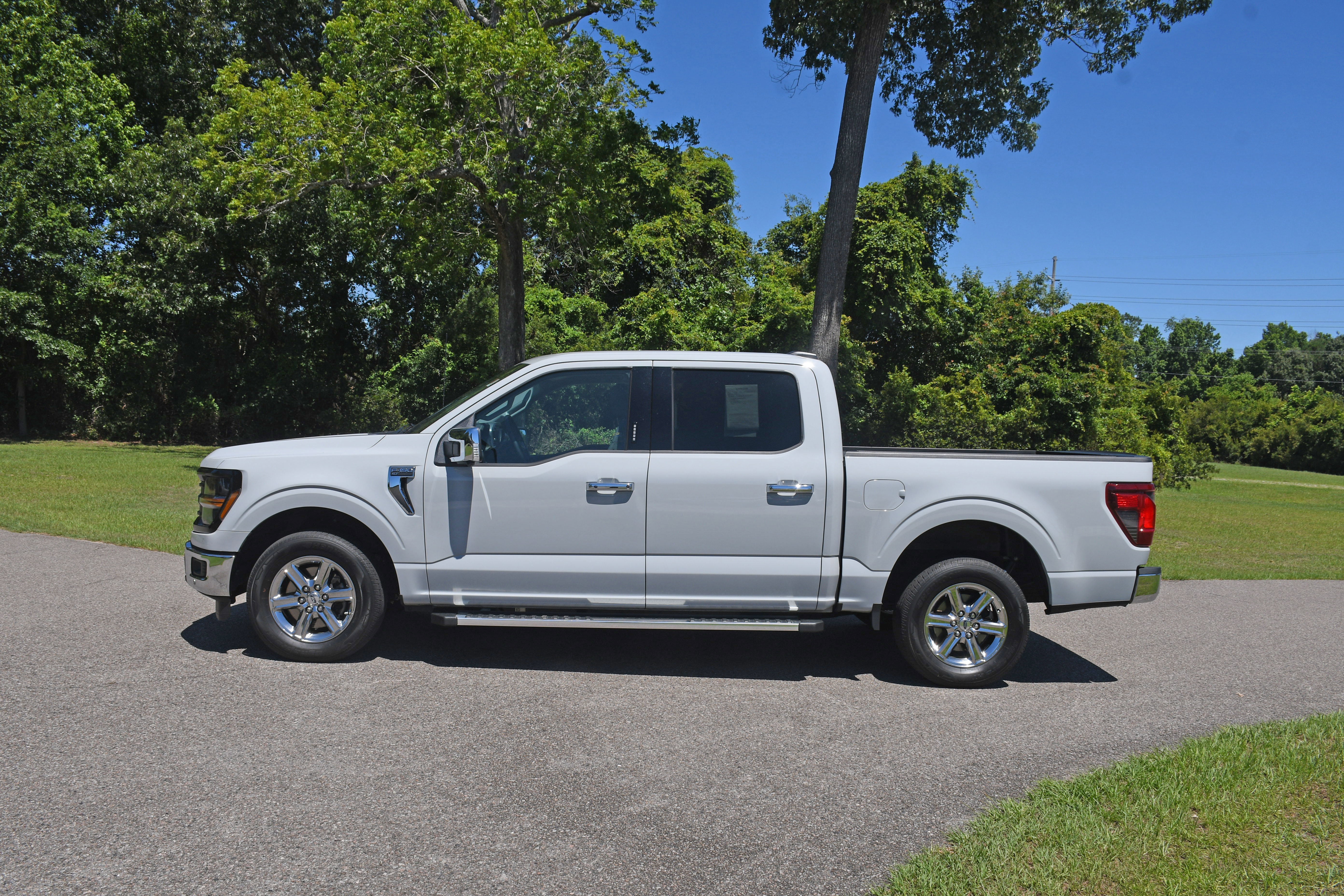 Used 2024 Ford F150 XLT w/ Equipment Group 302A MID RWD image 2