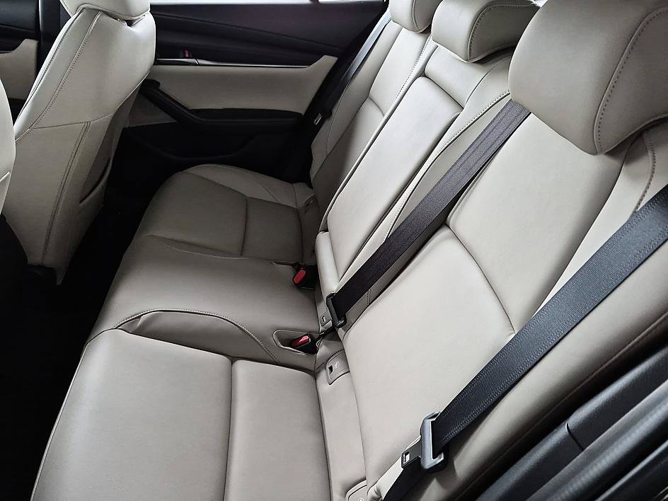 New 2026 MAZDA MAZDA3 2.5 S Sedan w/ Preferred Pkg FWD image 30