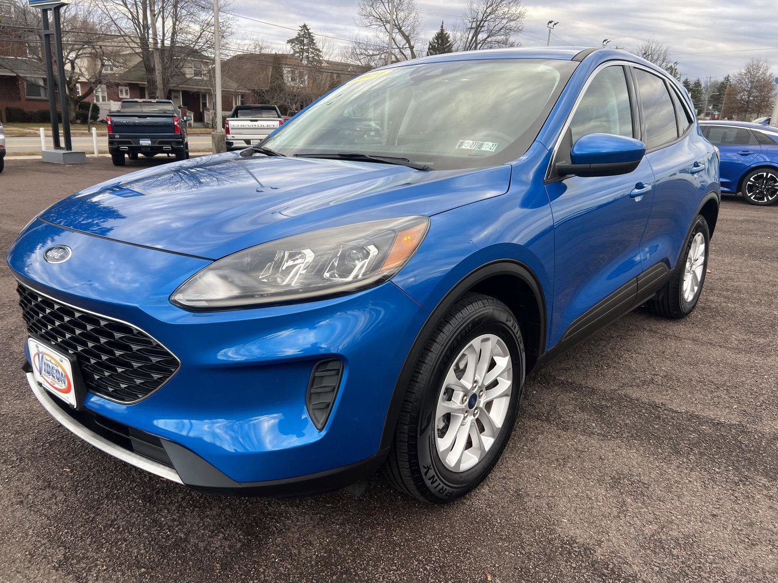 Used 2021 Ford Escape SE w/ Convenience Package image 3