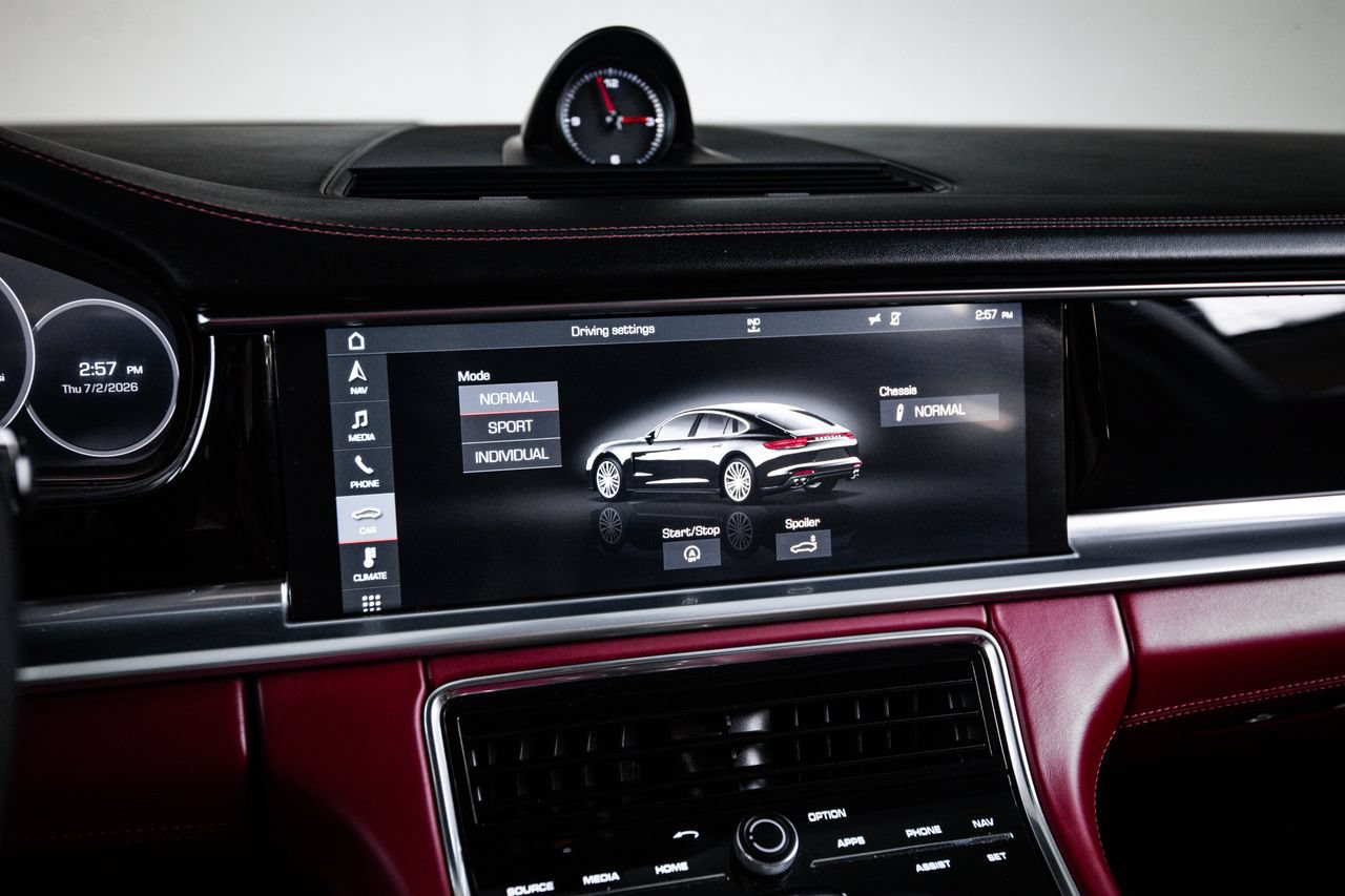 Certified 2018 Porsche Panamera 4 AWD/4WD image 18