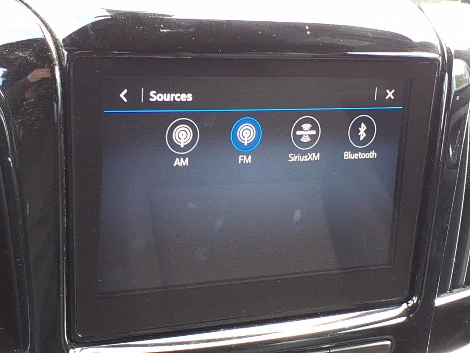 Used 2023 Chevrolet Traverse LT AWD/4WD image 21