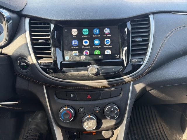 Used 2019 Chevrolet Trax LT w/ LT Convenience Package image 14