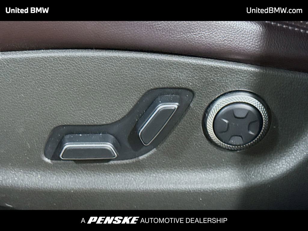 Used 2023 Genesis GV70 2.5T w/ Advanced Package AWD/4WD image 4