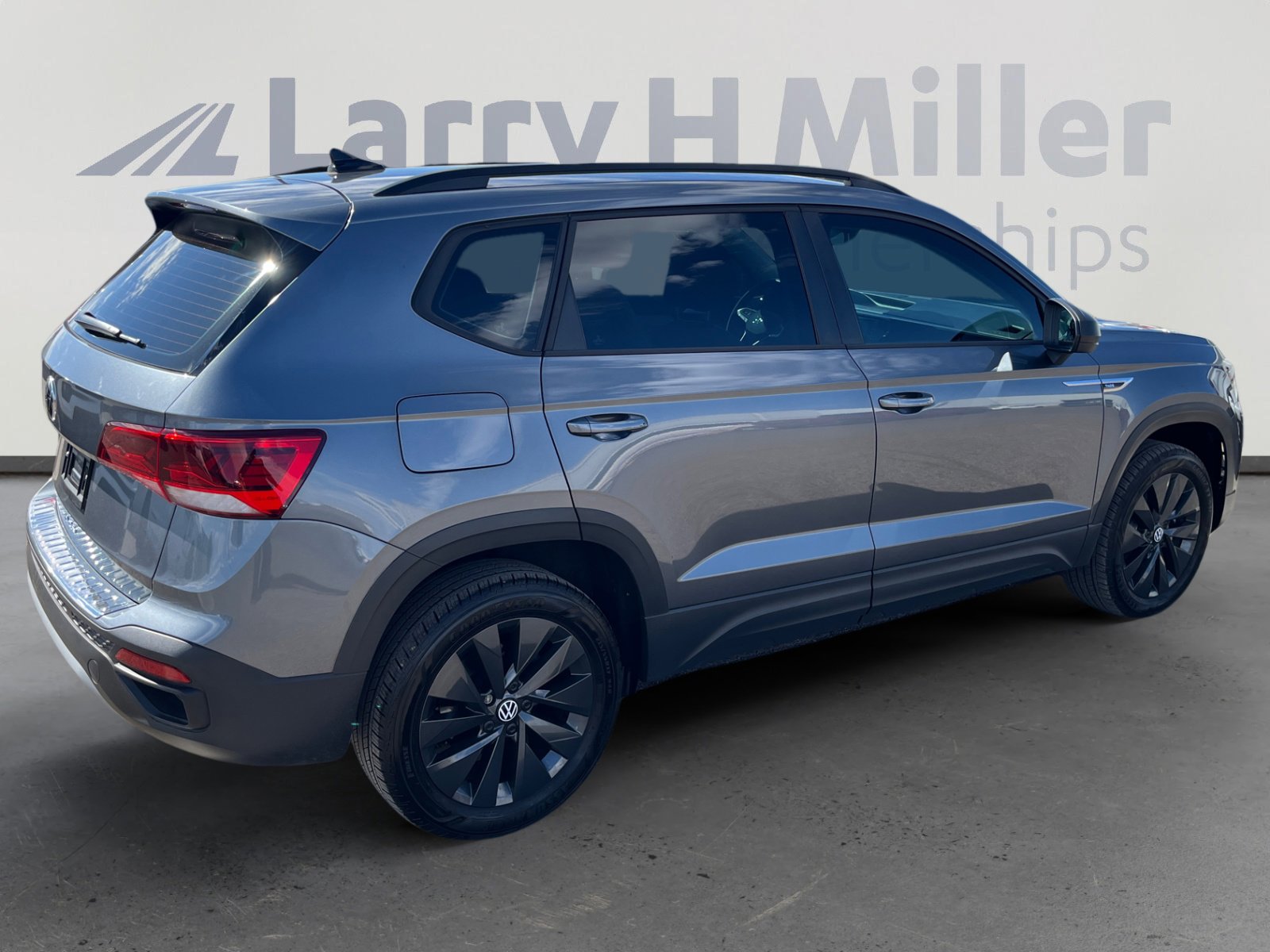 Used 2024 Volkswagen Taos S image 6