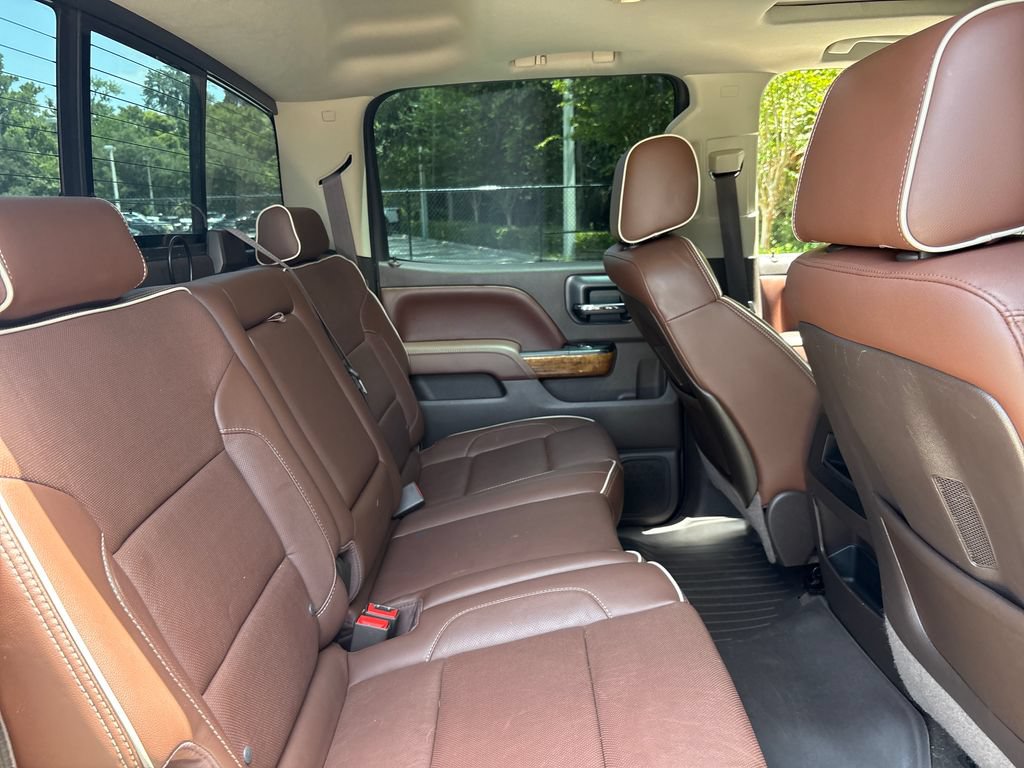 Used 2015 Chevrolet Silverado 1500 High Country w/ High Country Premium Package AWD/4WD image 23