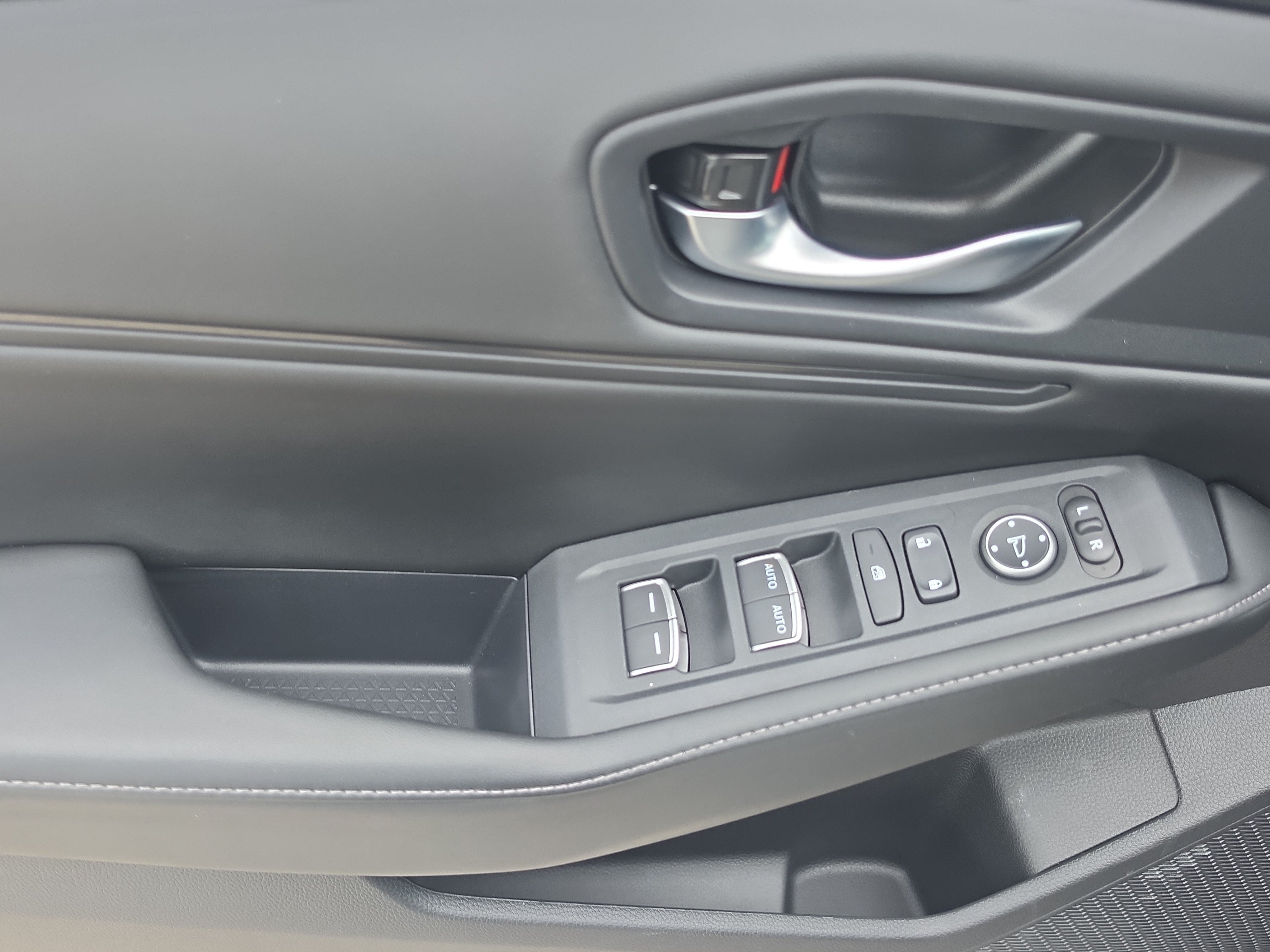 Certified 2025 Honda Accord Sport image 19