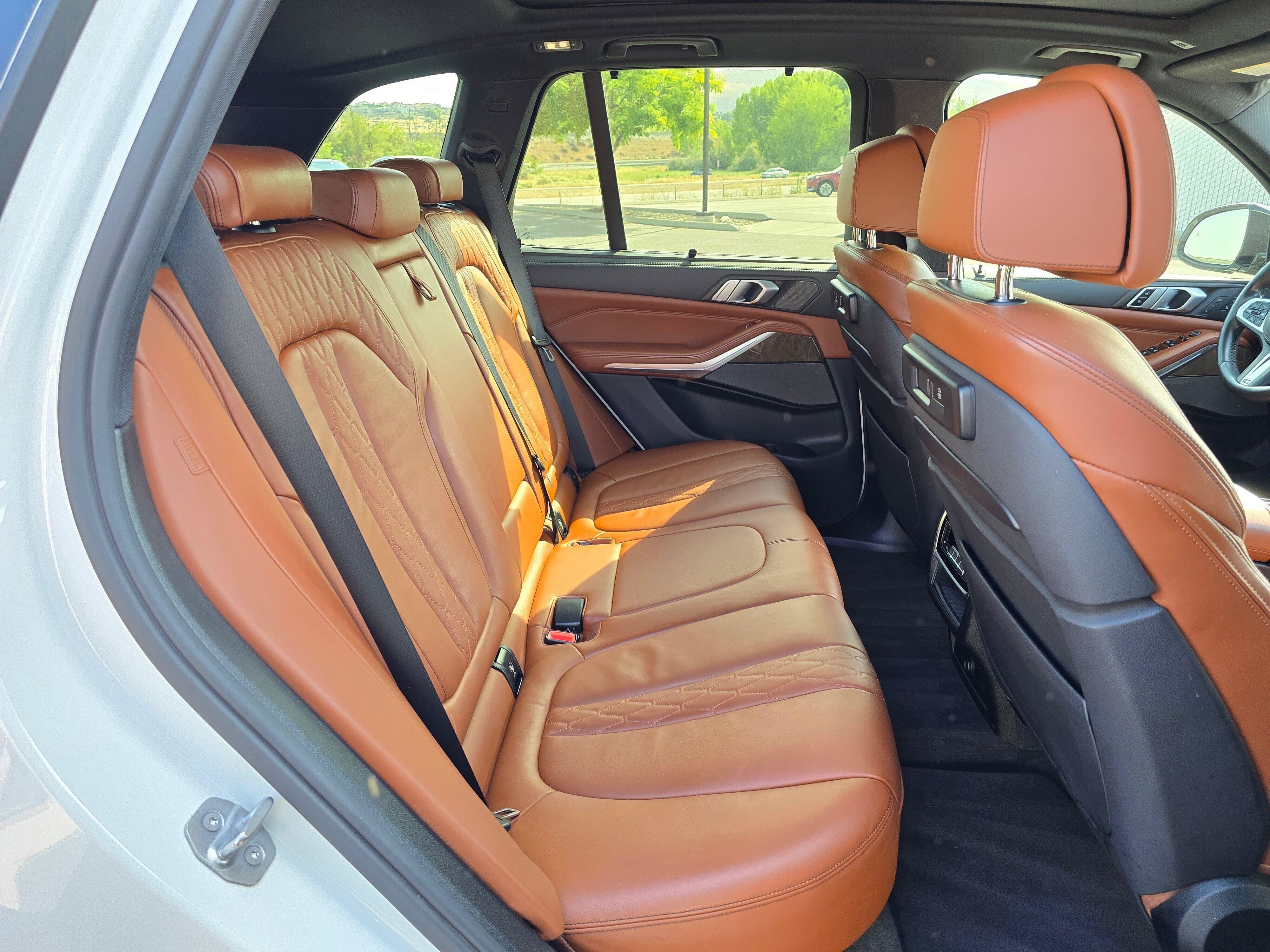 Used 2019 BMW X5 xDrive40i w/ M Sport Package AWD/4WD image 13