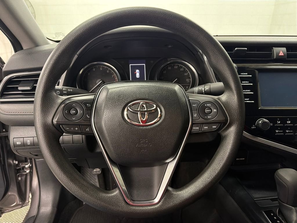 Used 2019 Toyota Camry L image 17