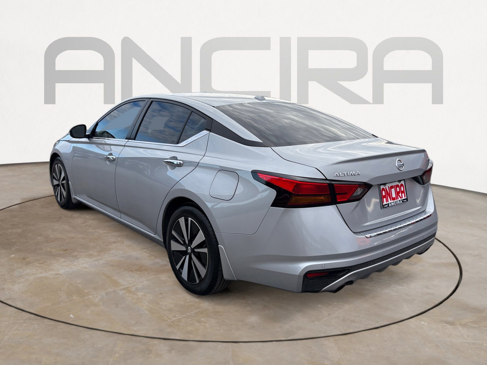 Used 2022 Nissan Altima 2.5 SV w/ SV Premium Package image 8