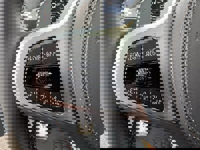 Used 2026 BMW X6 M60i image 10