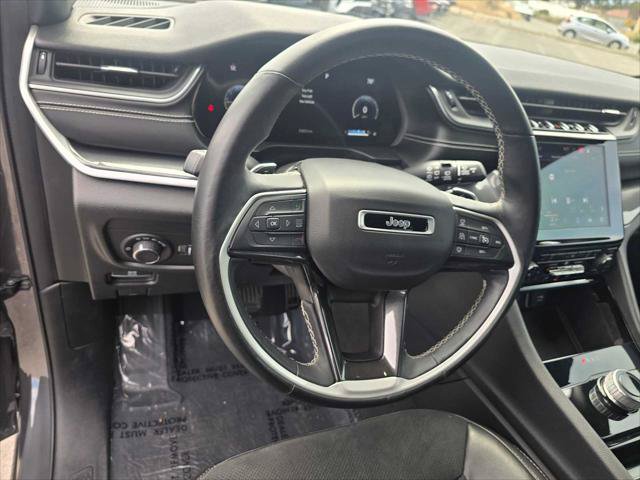 Used 2021 Jeep Grand Cherokee L Laredo AWD/4WD image 26