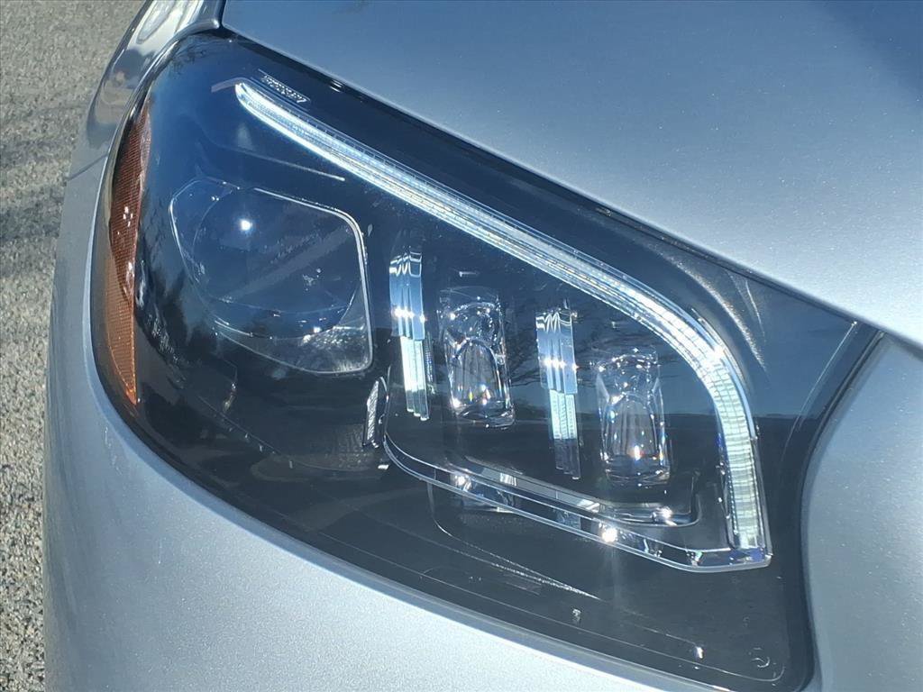 New 2026 Mercedes-Benz GLS 450 4MATIC image 2