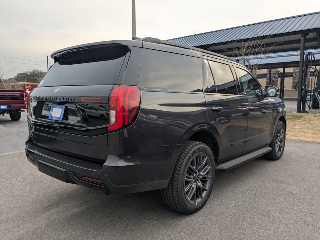 New 2026 Ford Expedition Platinum w/ Stealth Appearance Package image 4