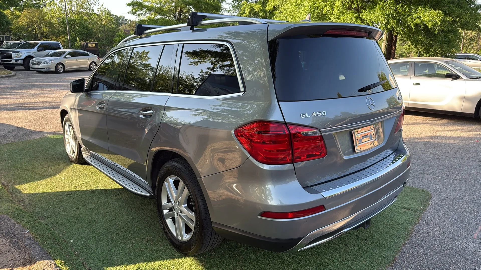 Used 2015 Mercedes-Benz GL 450 4MATIC image 5