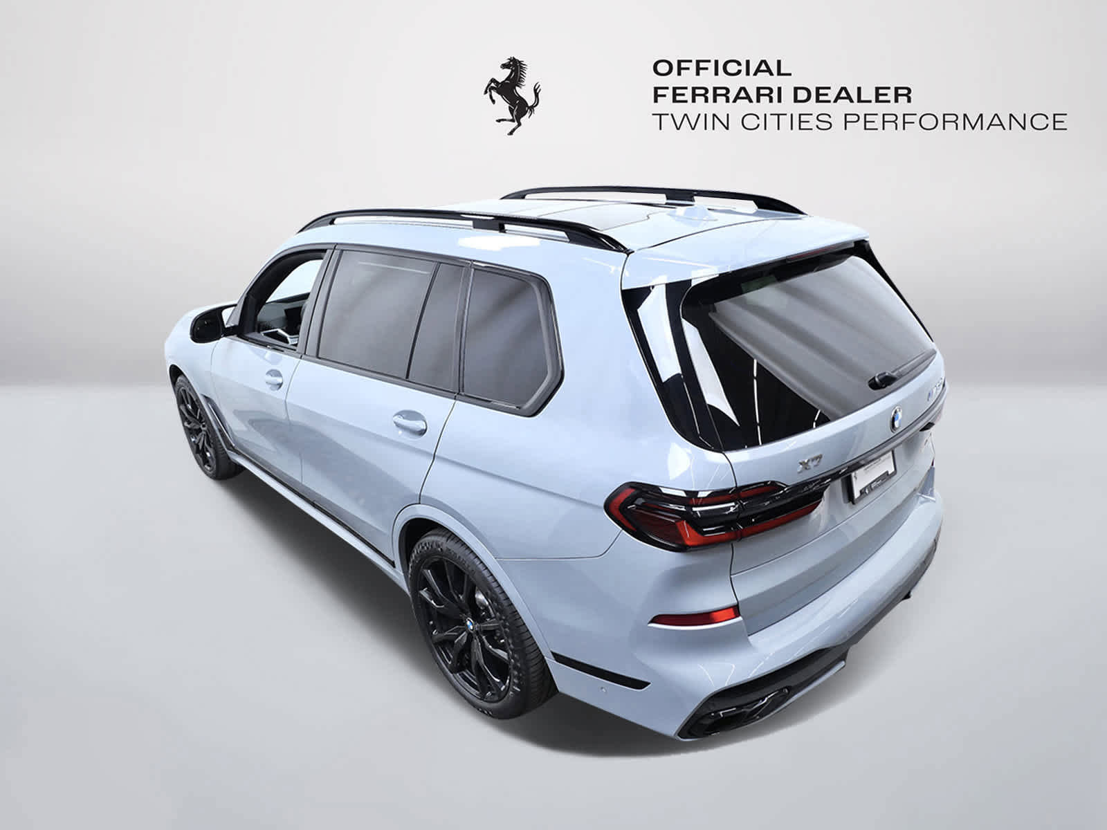 Used 2025 BMW X7 M60i image 5