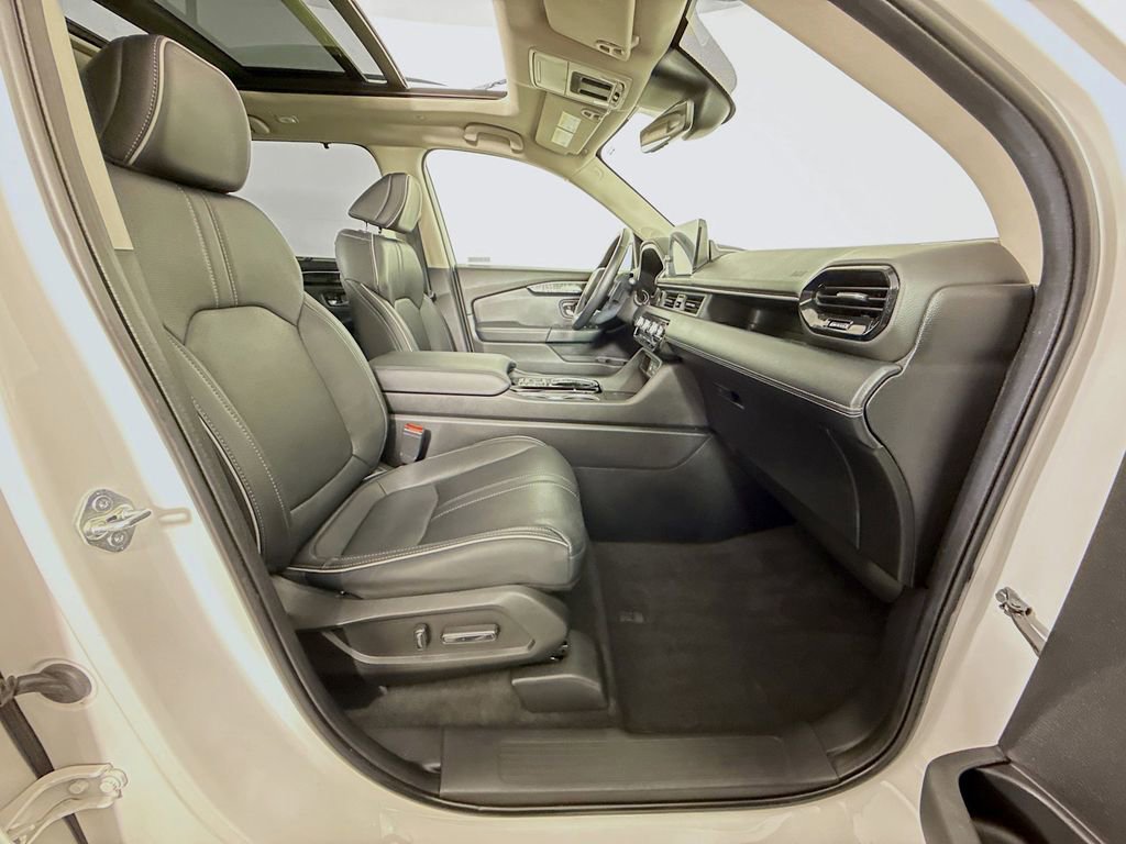 Certified 2023 Honda Pilot Elite image 29