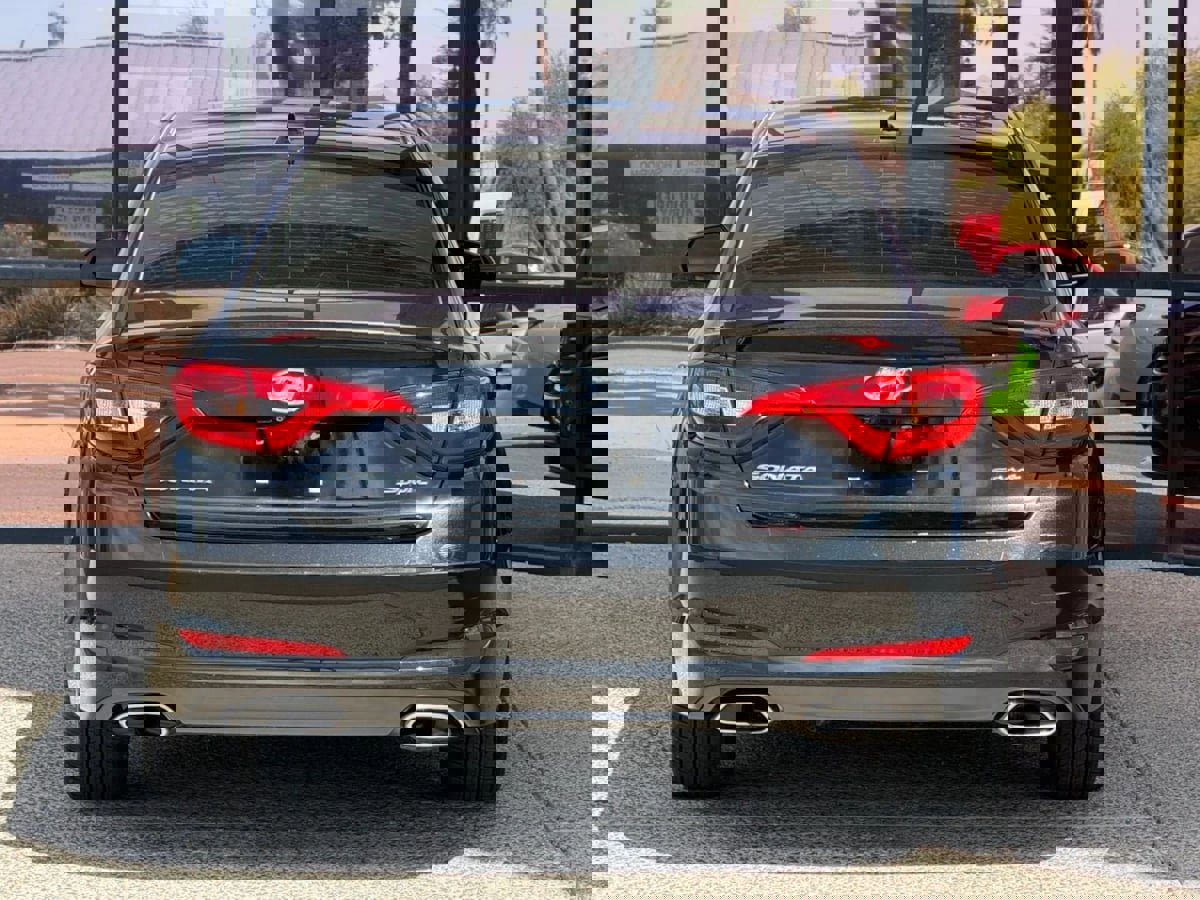 Used 2016 Hyundai Sonata Sport w/ Option Group 02 FWD image 9