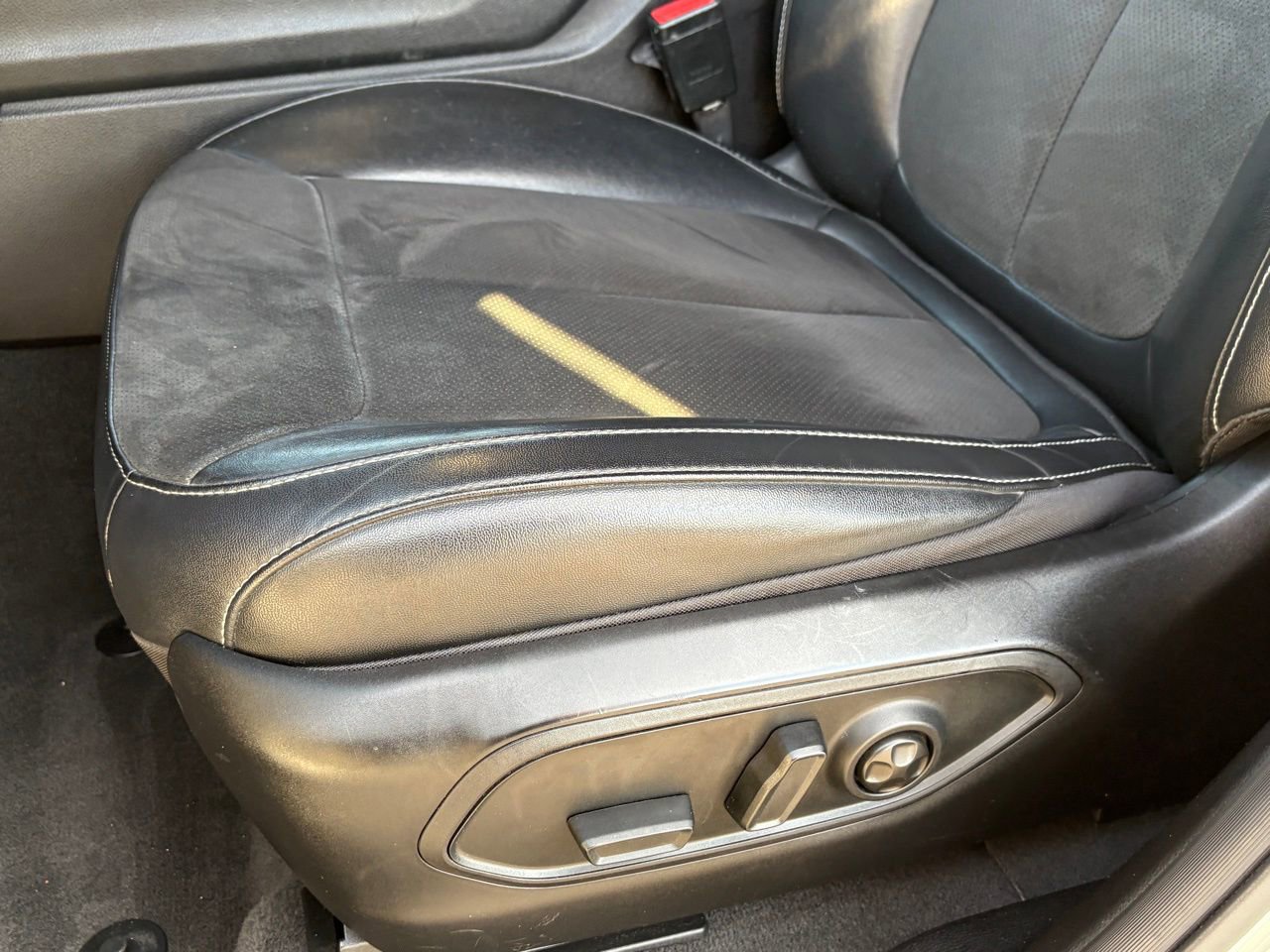 Used 2022 Jeep Grand Cherokee Altitude image 30