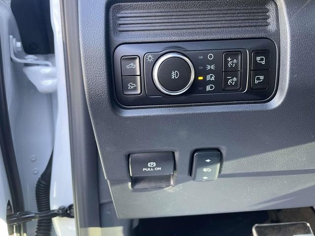 New 2026 Ford F250 Lariat w/ Black Appearance Package image 15