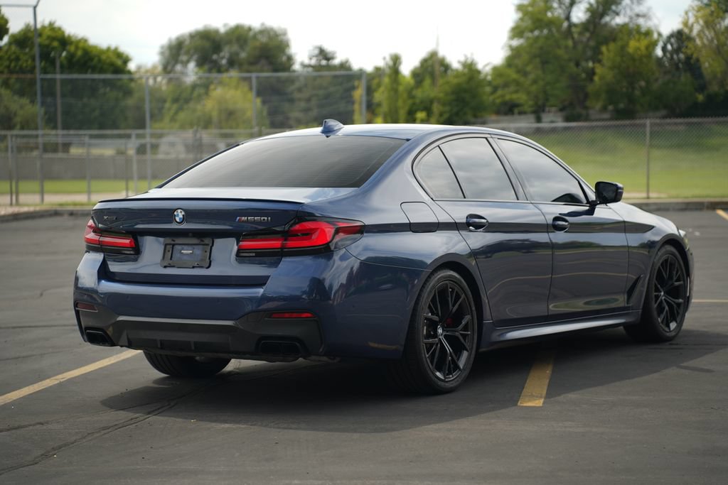 Used 2022 BMW M550i xDrive w/ Dynamic Handling Package AWD/4WD image 5