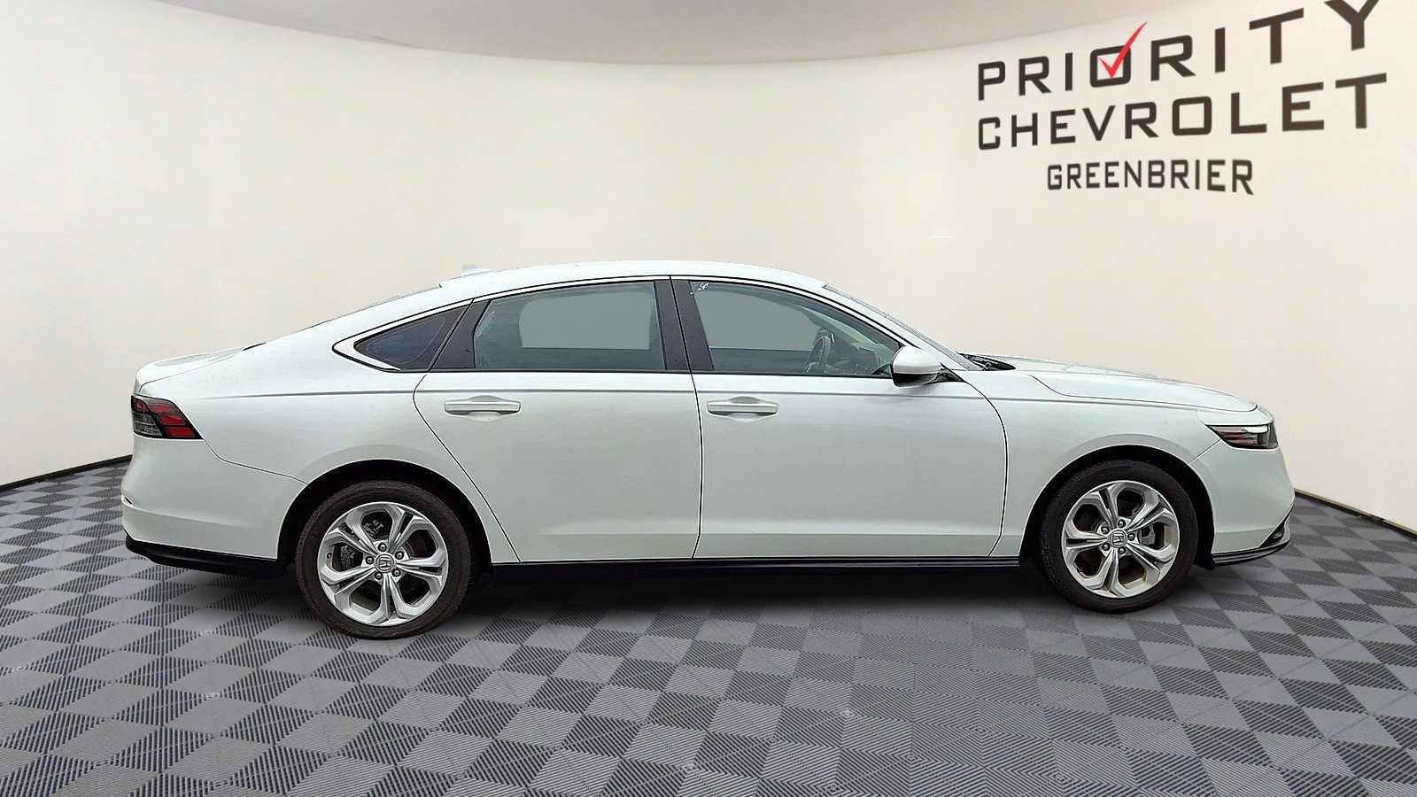 Used 2024 Honda Accord LX image 9