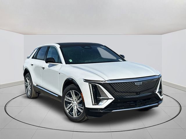 New 2026 Cadillac Lyriq Luxury