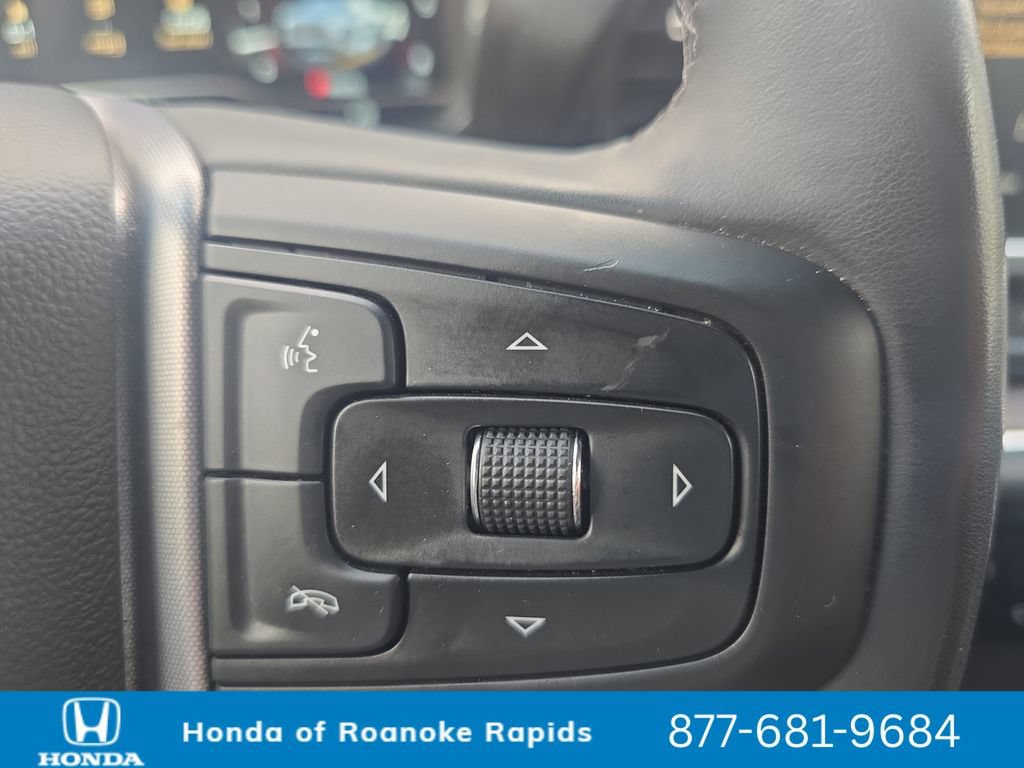 Used 2025 GMC Sierra 1500 SLT AWD/4WD image 23
