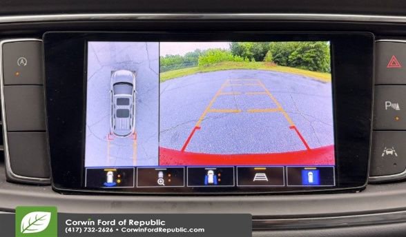 Used 2024 Buick Enclave Premium FWD image 3