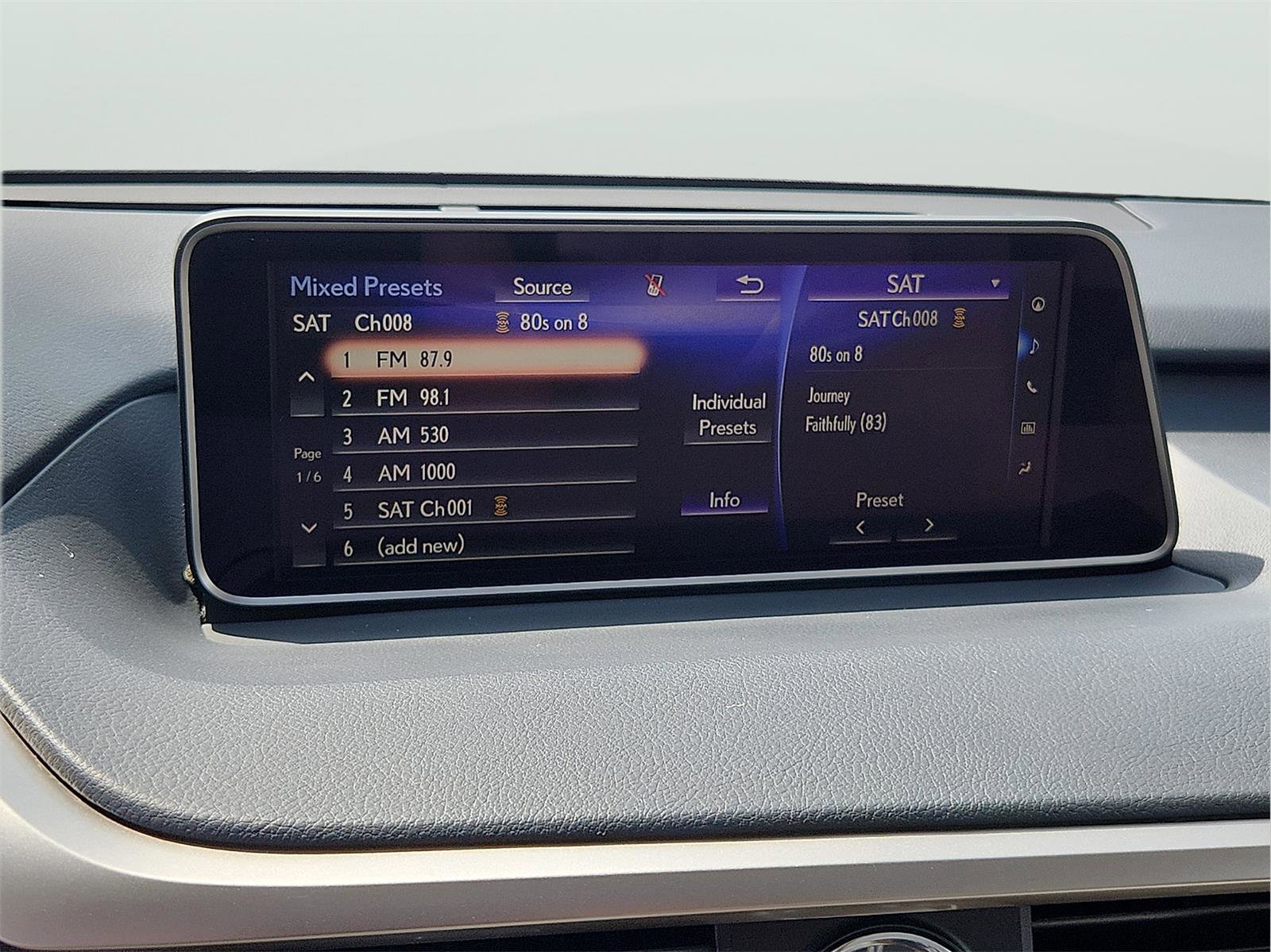 Used 2017 Lexus RX 350 AWD w/ Premium Package image 18