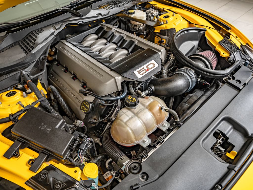Used 2015 Ford Mustang GT Premium w/ Equipment Group 401A RWD image 41