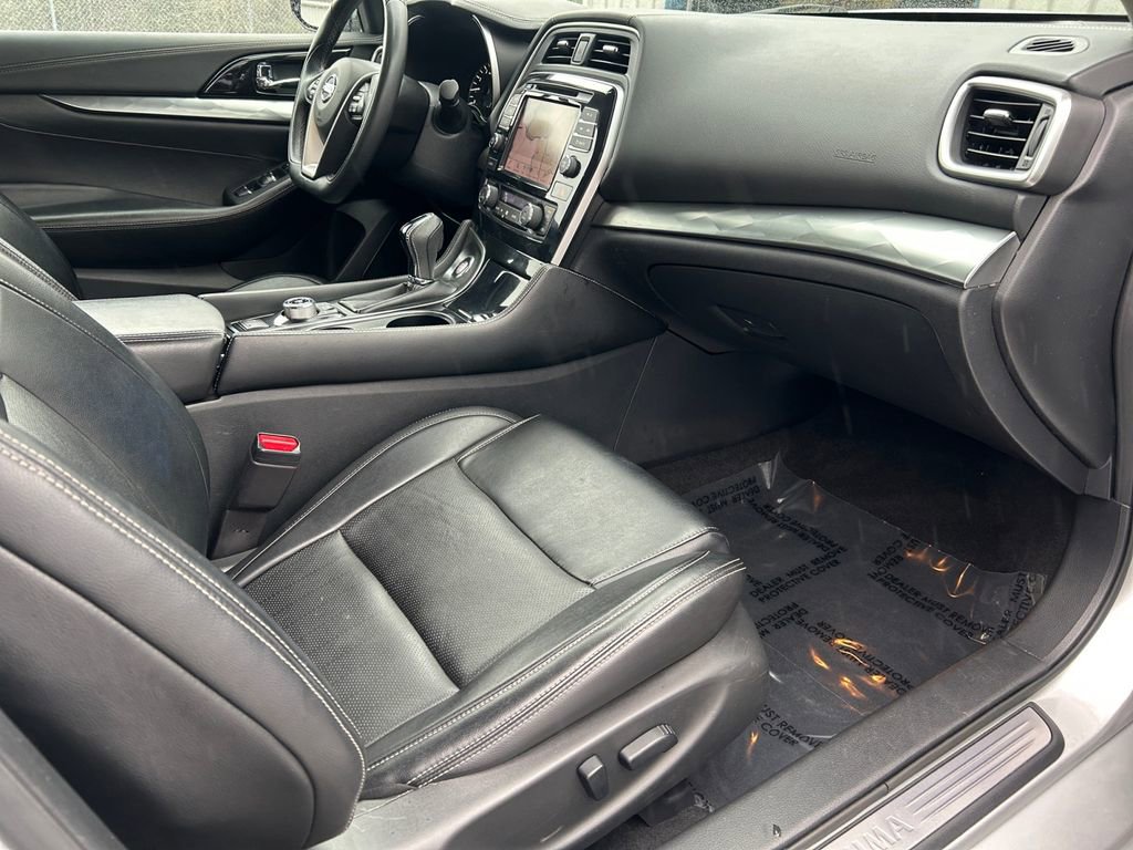 Used 2022 Nissan Maxima SV w/ Floor Mat Group image 26