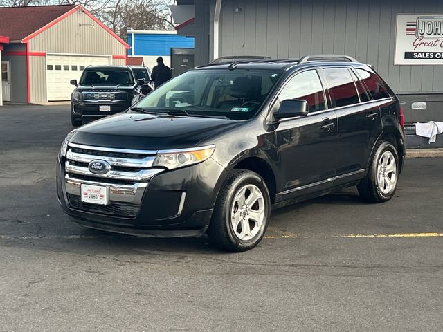 Used 2011 Ford Edge Limited w/ Driver Entry Pkg image 2