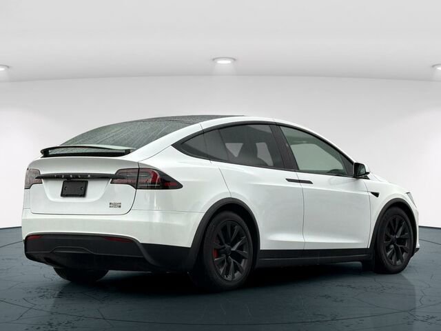Used 2023 Tesla Model X Plaid image 7
