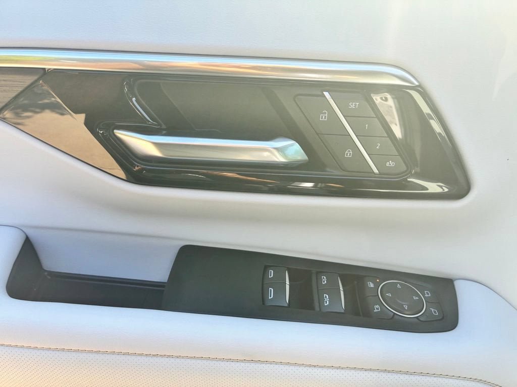New 2026 Chevrolet Tahoe Premier RWD image 28