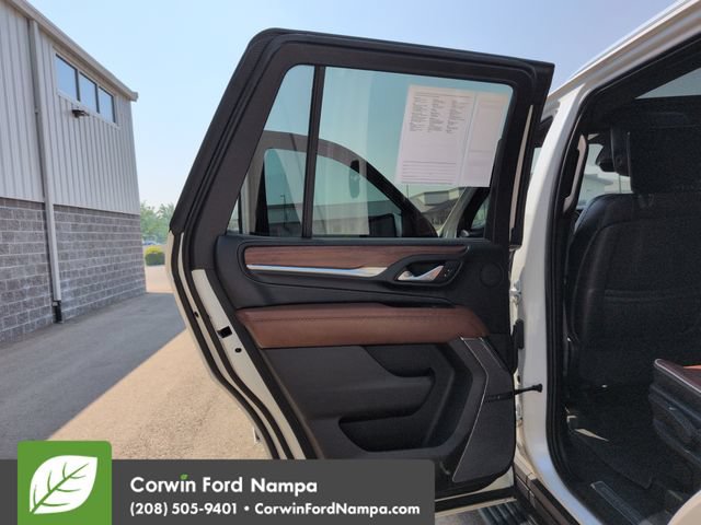 Used 2023 GMC Yukon Denali Ultimate AWD/4WD image 25